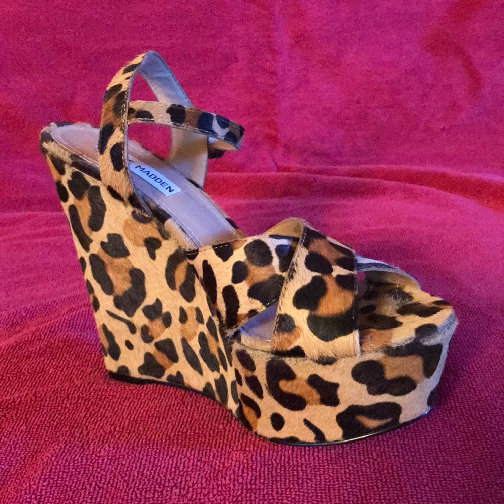 Leopard printed cow hair. - Picture 3 of 4